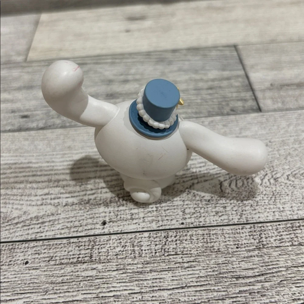Sanrio Cinammonroll figure